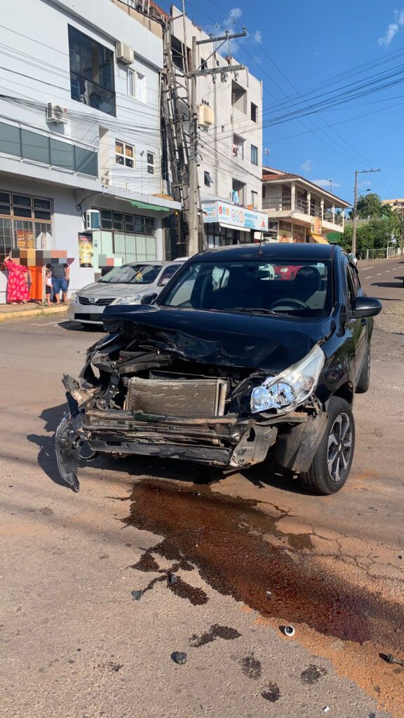 Colisão entre dois carros deixa mulher ferida em Teutônia