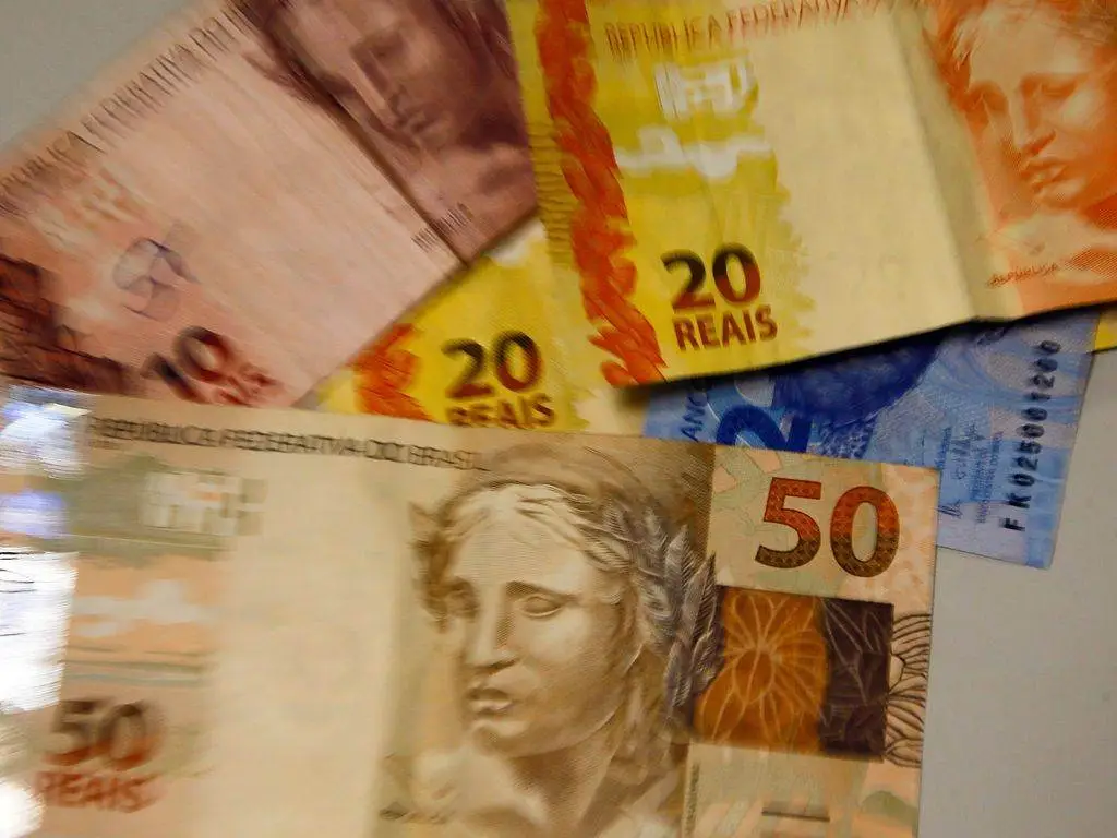 Clubes brasileiros sofrem com problemas financeiros - Crédito: Marcello Casal Jr / Agência Brasil / Divulgação