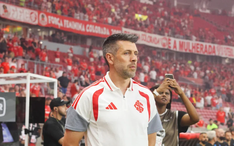 Pezzolano caiu nas graças da torcida - Crédito: Ricardo Duarte / Internacional / Divulgação