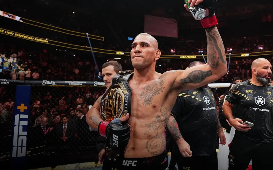 Poatan quer colocar o nome na história - Crédito: UFC / Divulgação