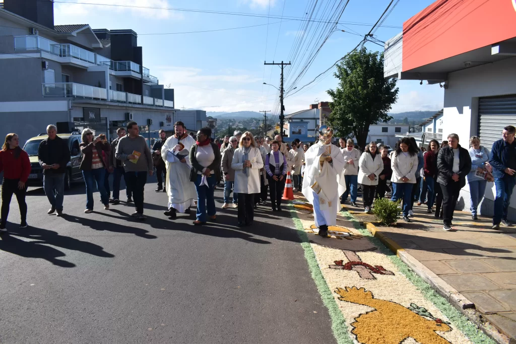 Missa ocorre às 9h e a procissão será na sequência - Crédito: Arquivo FP