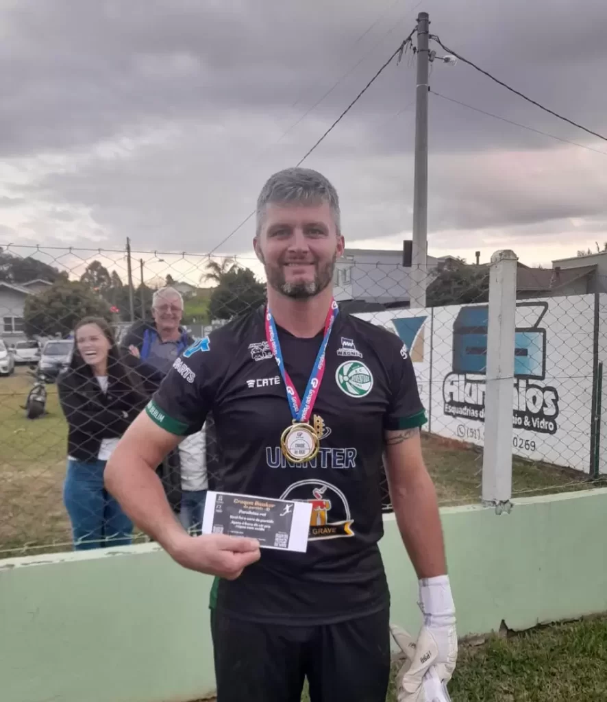 Fausto fez grande partida e foi eleito o craque do jogo - Crédito: Luis Augusto Huppes
