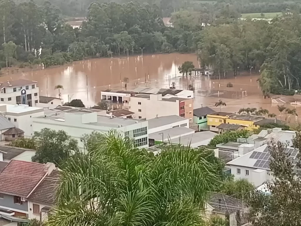 Vista Parcial do centro de Cruzeiro do Sul / Crédito: Jacó Sieben
