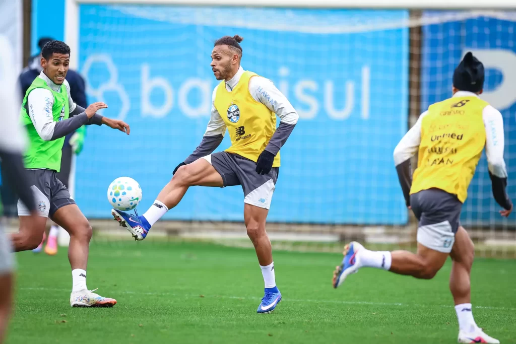 Tricolor quer vencer para subir na tabela - Crédito: Lucas Uebel / Grêmio / Divulgação