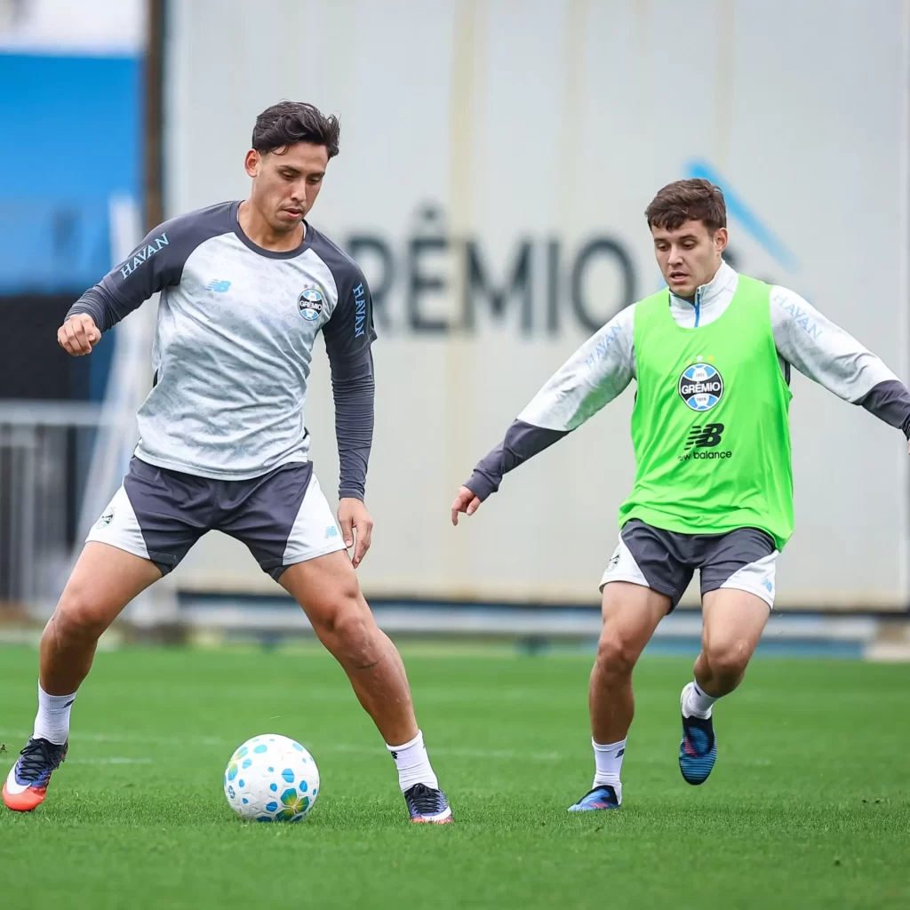 Tricolor também trabalhará na quarta - Crédito: Lucas Uebel / Grêmio / Divulgação