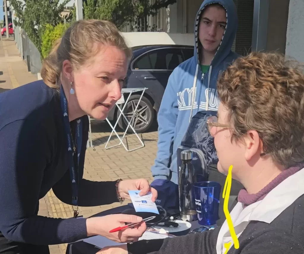 O cartão foi desenvolvido para manter reunidos, em um único local, dados e informações que podem ser importantes durante consultas médicas, atendimentos de saúde e, principalmente, situações de emergência / Crédito: Júlio César Lenhard / Grupo Diersmann