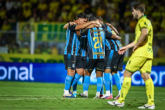 Tricolores festejaram resultado igualado - Crédito: GrêMio FBPA / Divulgação
