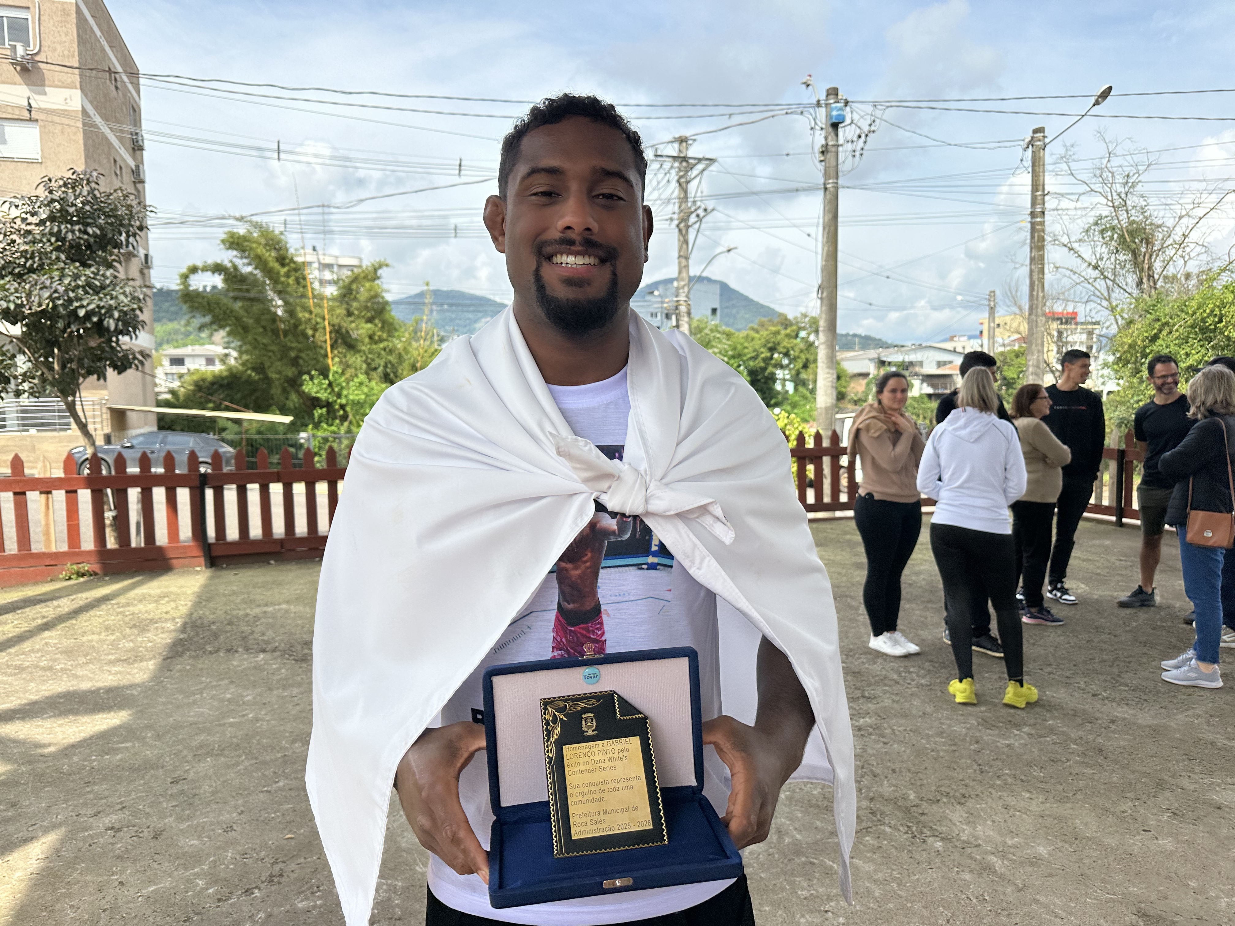 Atleta recebeu honraria do município - Crédito: Luis Augusto Huppes