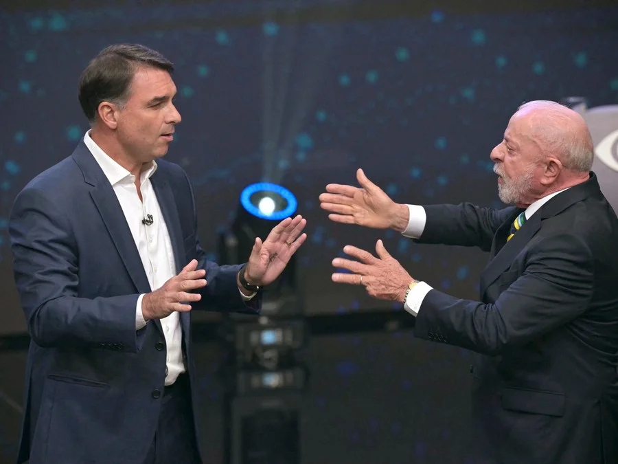 Falta de debate entre presidenciáveis se reflete no amador - Crédito: Nelson Almeida / AFP / Divulgação